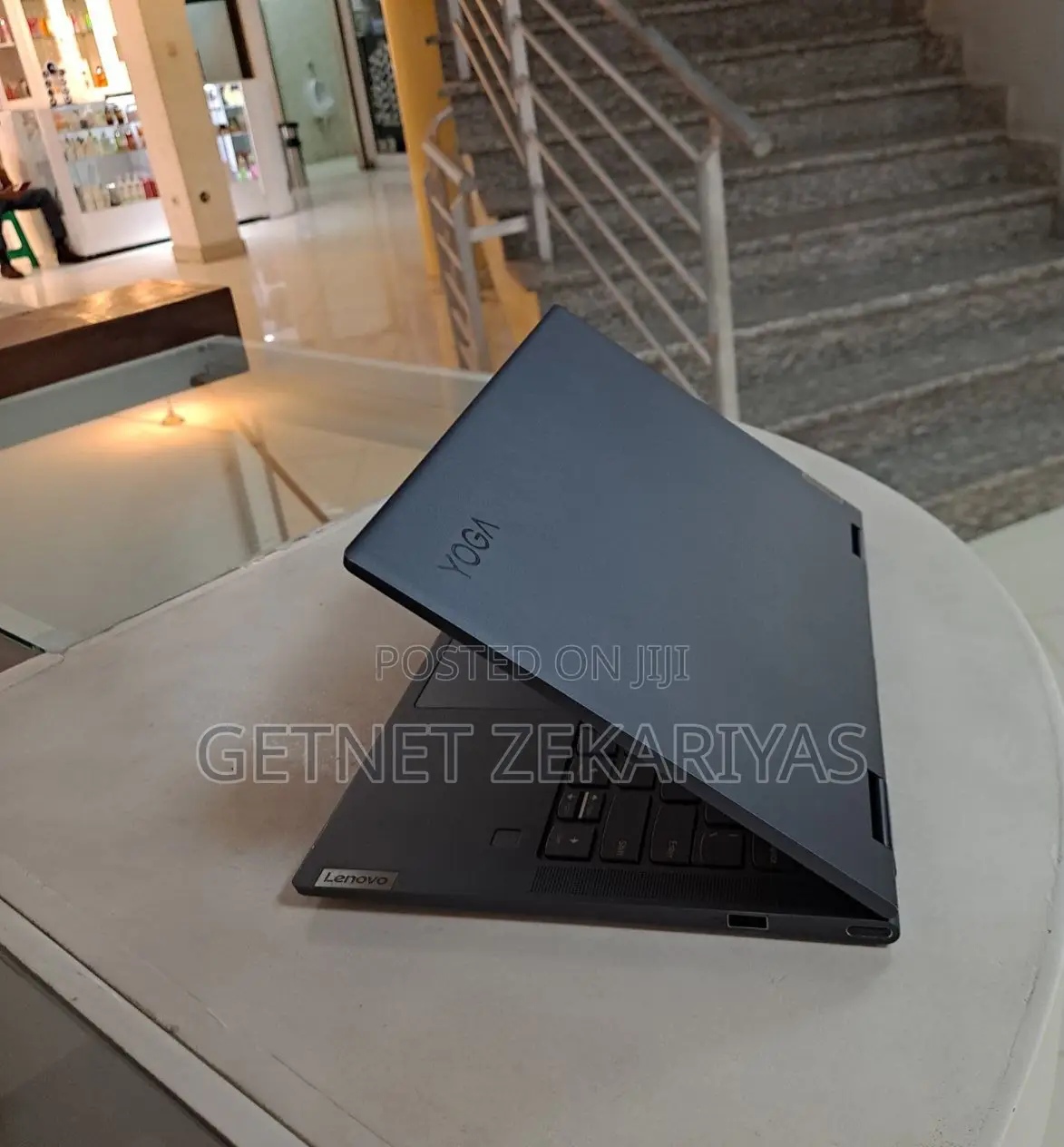 New Laptop Lenovo Yoga 710 16GB Intel Core I7 SSD 512GB