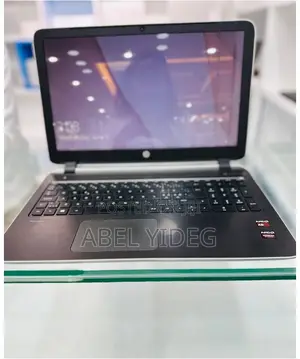 Laptop HP Pavilion 15 8GB AMD A8 HDD 1T