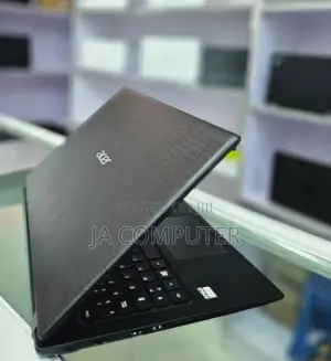 New Laptop Acer Aspire 3 4GB Intel Core 2 Quad HDD 1T
