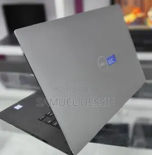 New Laptop Dell Precision 5540 16GB Intel Core I7 SSD 512GB