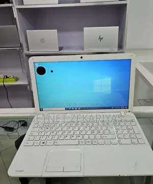 New Laptop Toshiba Satellite C850 4GB Intel Core I5 HDD 500GB