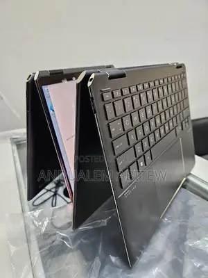 New Laptop HP Spectre 16GB Intel Core I7 SSD 1T