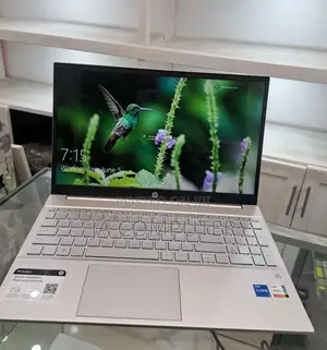 New Laptop HP Pavilion 15 12GB Intel Core I5 SSD 512GB