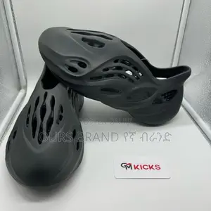 Adidas Yezzy Foam Runner  High Master Quality Luxury