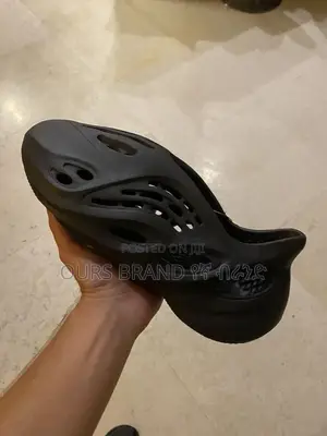 Adidas Yezzy Foam Runner  High Master Quality Luxury