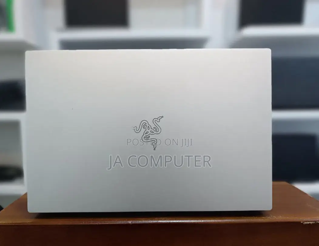 New Laptop Razer Blade 16GB Intel Core I7 SSD 512GB