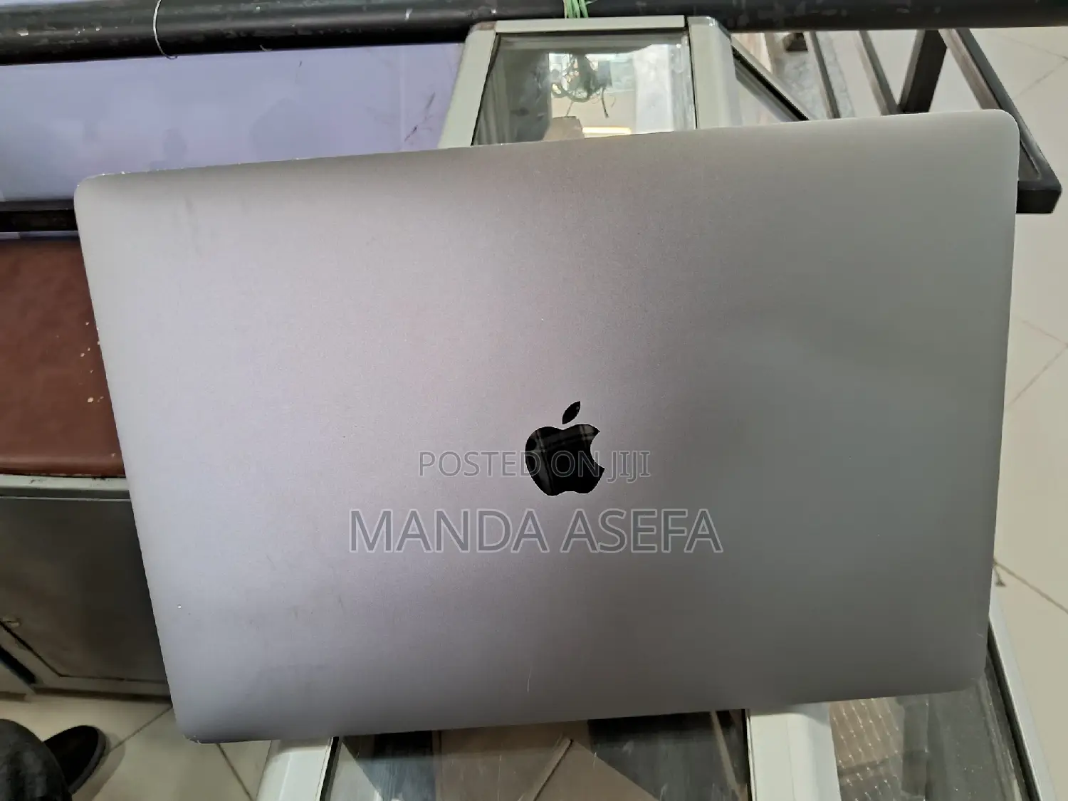 New Laptop Apple MacBook Pro 2016 16GB Intel Core i7 SSD 256GB
