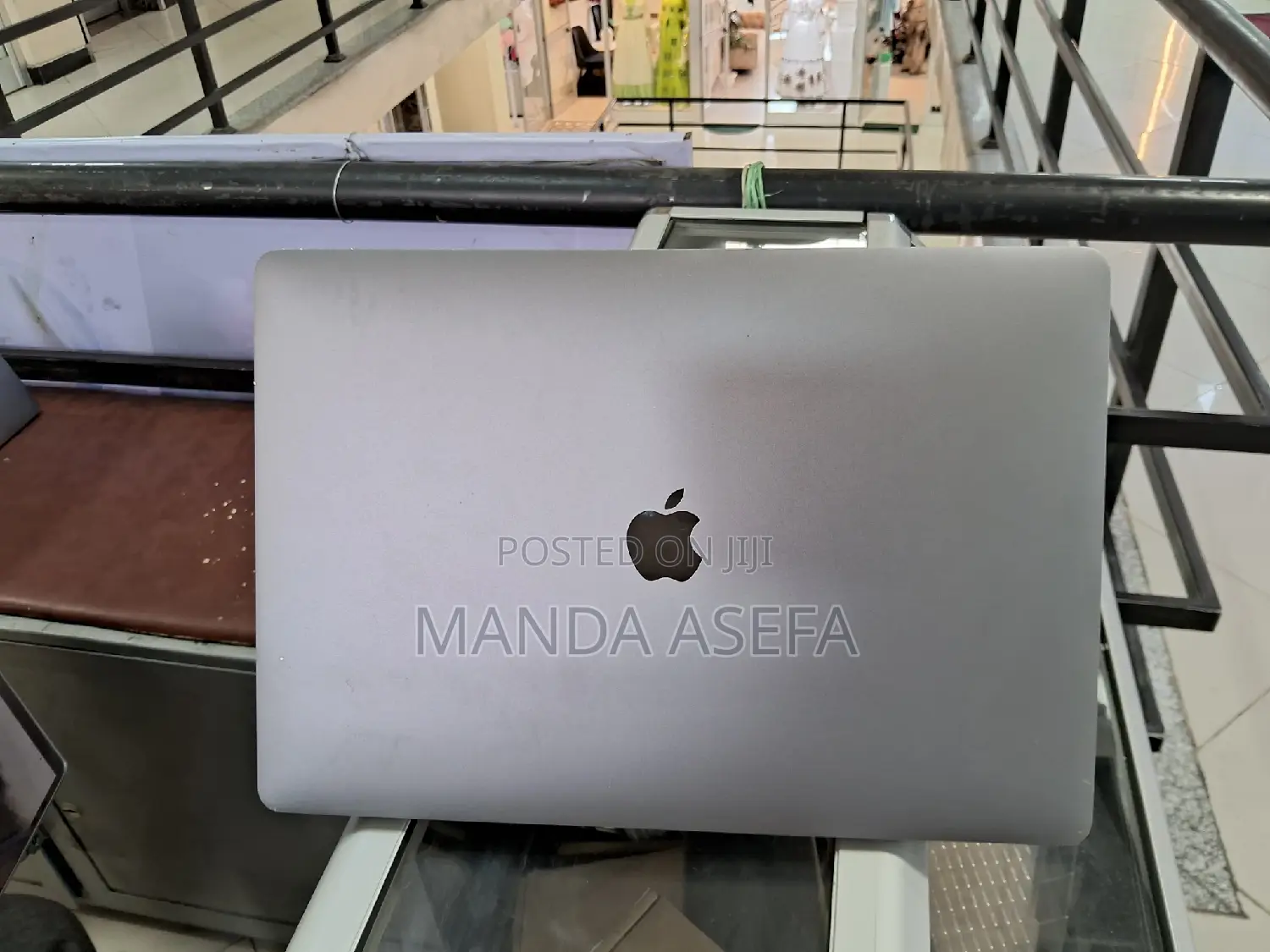 New Laptop Apple MacBook Pro 2016 16GB Intel Core i7 SSD 256GB