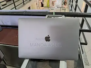 New Laptop Apple MacBook Pro 2016 16GB Intel Core i7 SSD 256GB