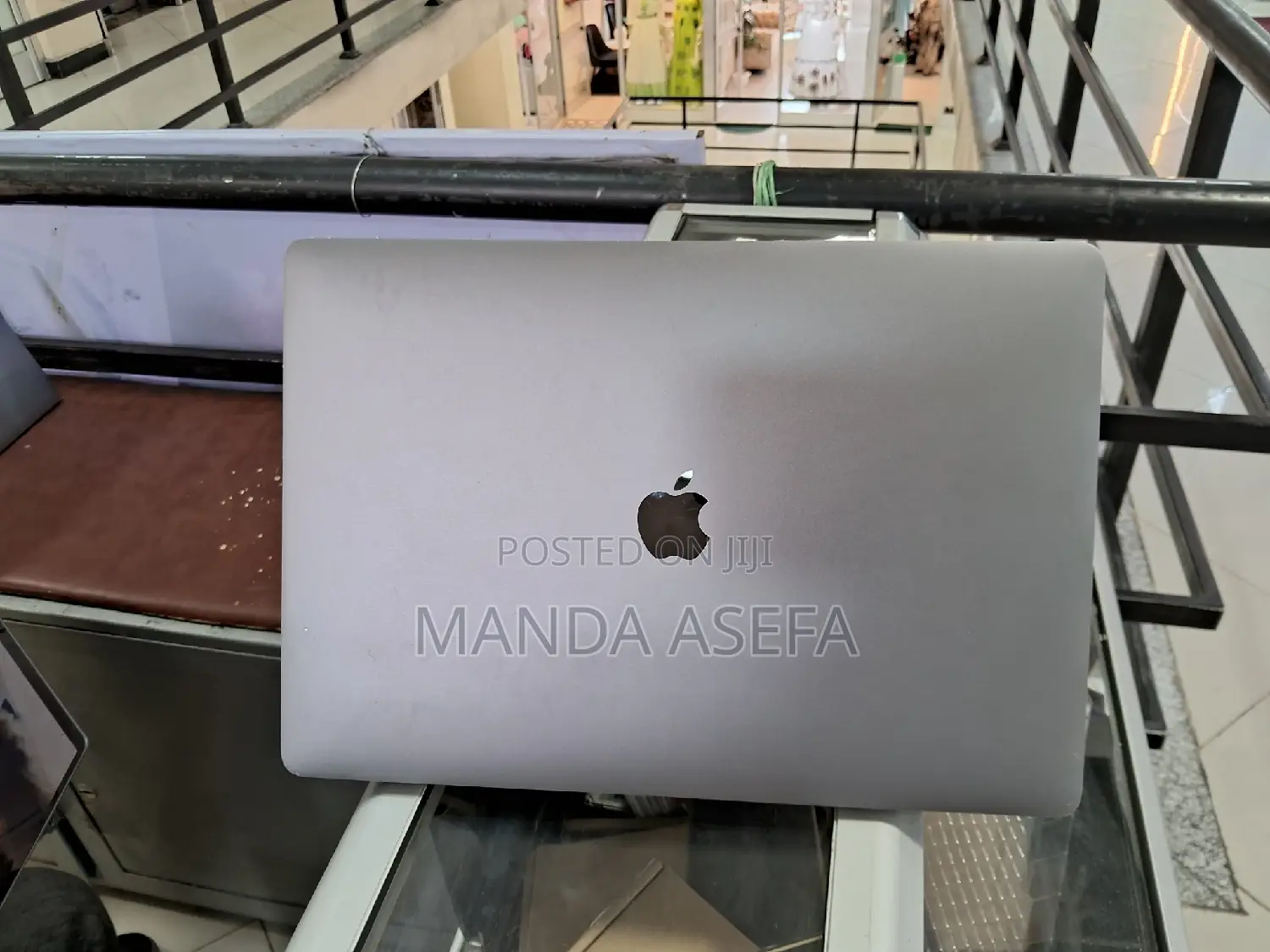 New Laptop Apple MacBook Pro 2016 16GB Intel Core i7 SSD 256GB