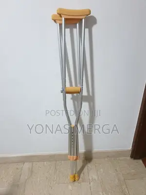 DNR Adjustable Axillary Crutches/High-Quality Crutches/ክራንች