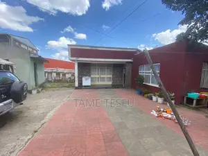 3bdrm House in Abm Belagnwu, Yeka for sale