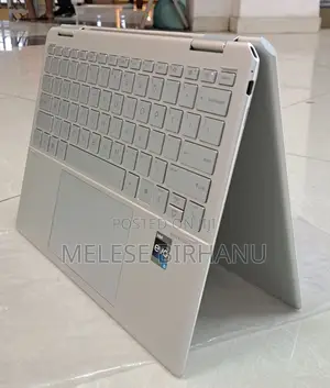 New Laptop HP Spectre 14 8GB Intel Core I5 SSD 512GB