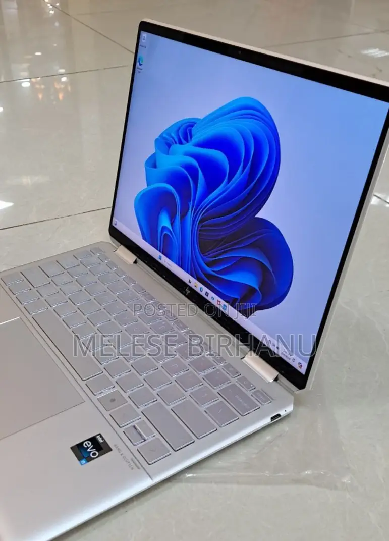 New Laptop HP Spectre 14 8GB Intel Core I5 SSD 512GB