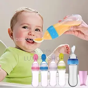 የህፃናት መመገቢያ ጡጦ