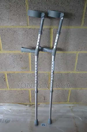 Adjustable Elbow Lightweight Crutches Max User Weight 150 Kg