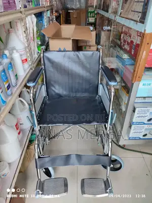 Wheelchair With Leg Support卻pick UP Deliver從portable公ዊልቼር
