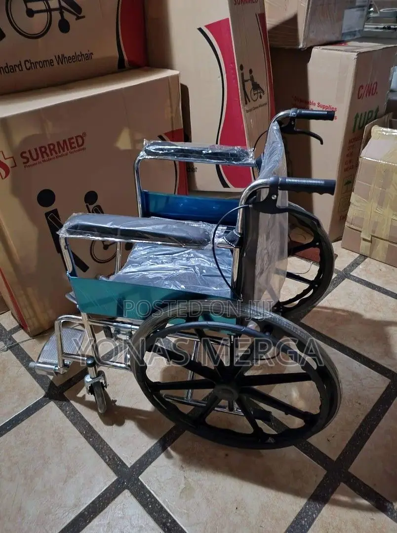 ዊልቼር從chrome Standard Wheelchair 18”見can Seat Up To150kg慘ዊልቼር
