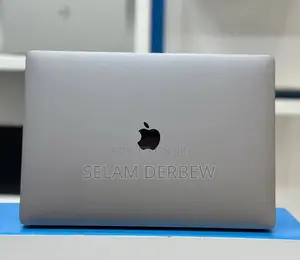 New Laptop Apple MacBook Pro 2017 16GB Intel Core I7 SSD 512GB
