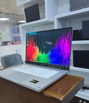 New Laptop Razer Blade 16GB Intel Core I7 SSD 1T