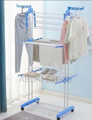 ተገጣጣሚ የልብስ ማስጫ