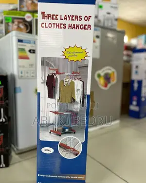 ተገጣጣሚ የልብስ ማስጫ