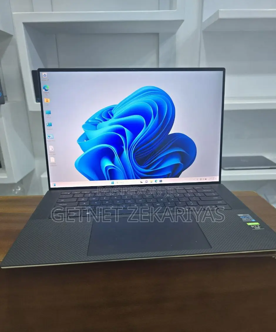 New Laptop Dell XPS 15 32GB Intel Core I7 SSD 1T