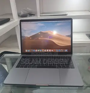 New Laptop Apple MacBook Pro 2017 16GB Intel Core I5 SSD 256GB