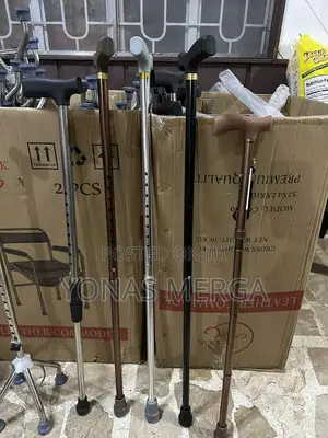 New Tripod Walking Stick李metal Sliver Walking Stick 少ከዘራ=ከዘራ