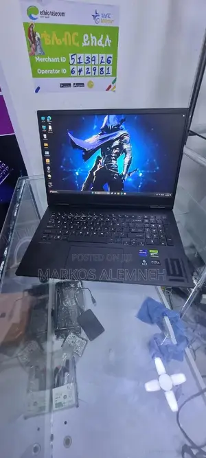 New Laptop HP Omen X 17t 18GB Intel Core I9 SSD 1.5T