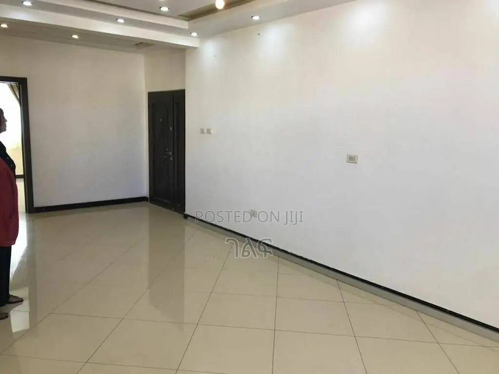 2bdrm House in የሰንሻይን ሪልስቴት ሲሆን, Bole for sale