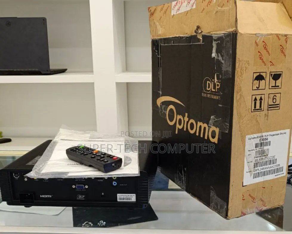 Brand New With Manual and Cartoon Optoma Projector
