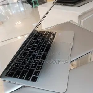 New Laptop Apple MacBook Air 4GB Intel Core I5 SSD 128GB