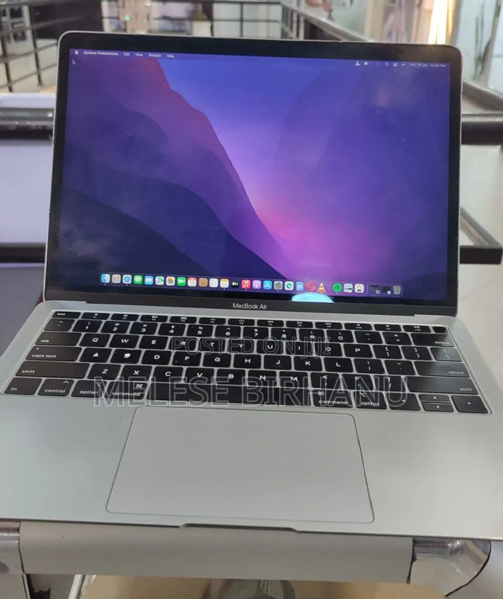 Laptop Apple MacBook 2019 8GB Intel Core I5 SSD 256GB
