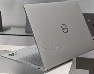 New Laptop Dell XPS 13 32GB Intel Core I7 SSD 1T