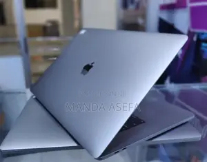 New Laptop Apple MacBook Pro 2017 16GB Intel Core I7 SSD 1T