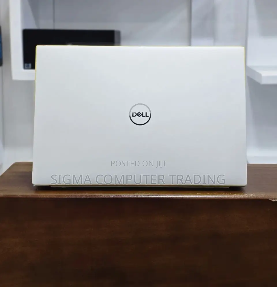 New Laptop Dell XPS 15 32GB Intel Core I9 SSD 2T