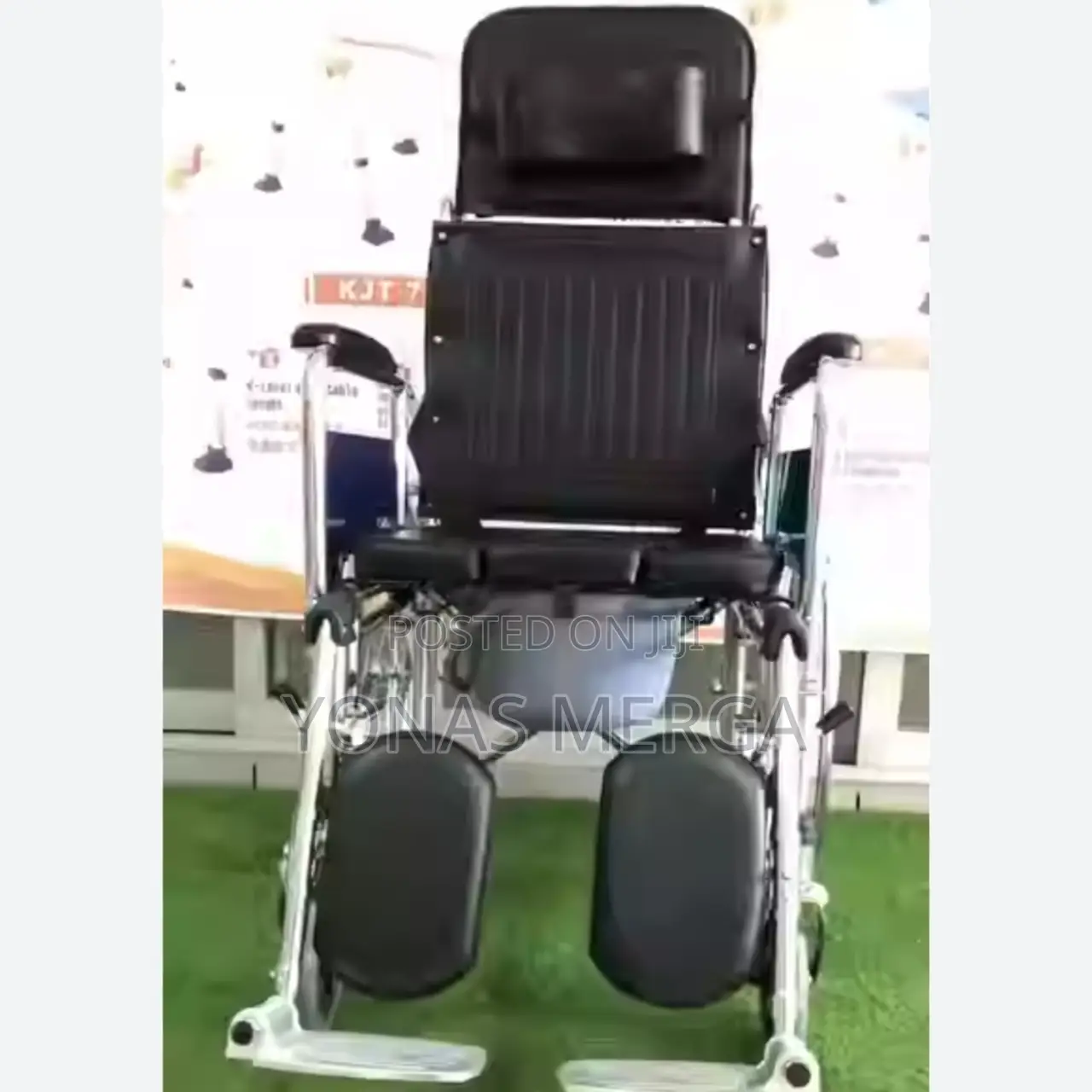 ሻወር መዉሰጃ:አልጋ ያለዉ:ባለፖፖ/Wheelchair嗎wheelchair岔with Head Rest