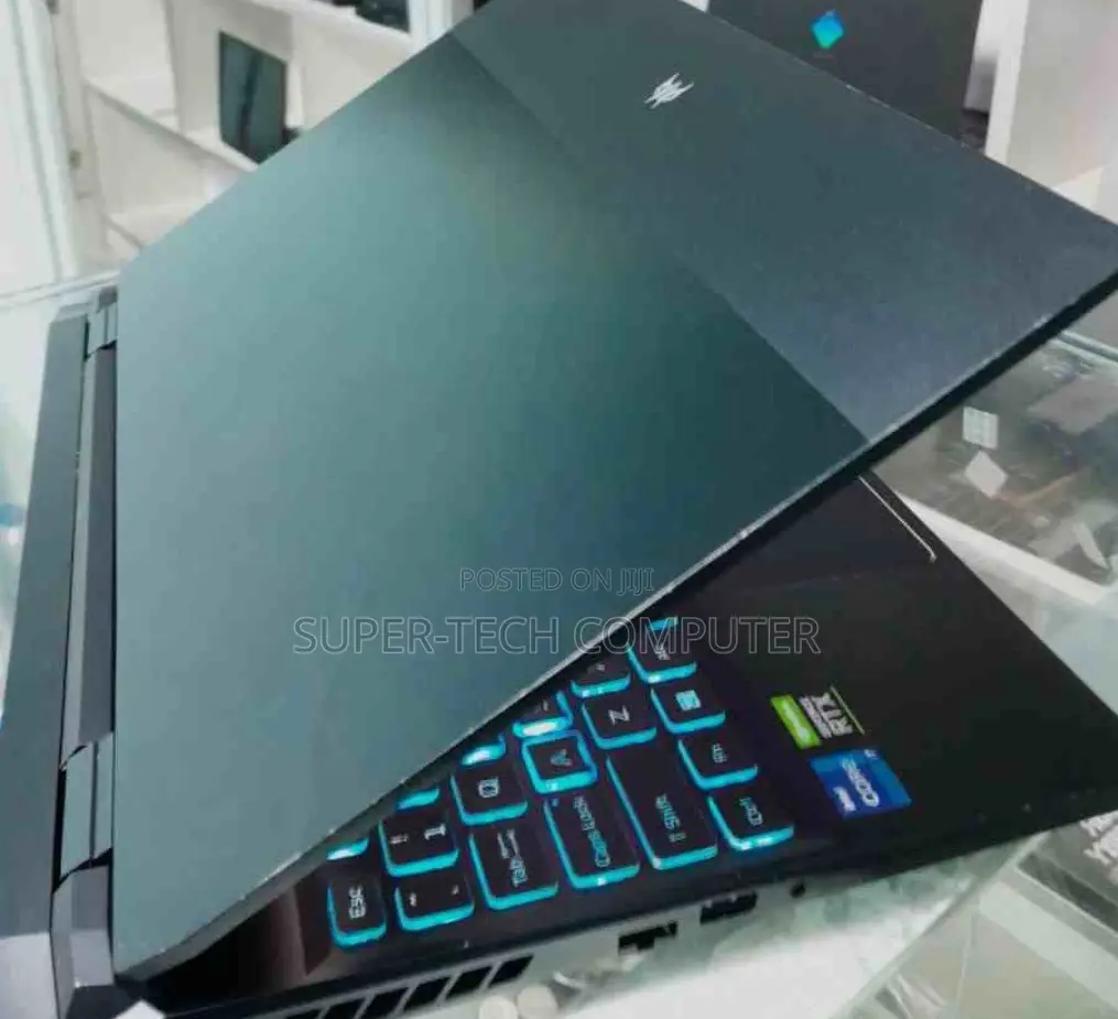 New Laptop Acer Predator 17 16GB Intel Core I7 SSD 512GB