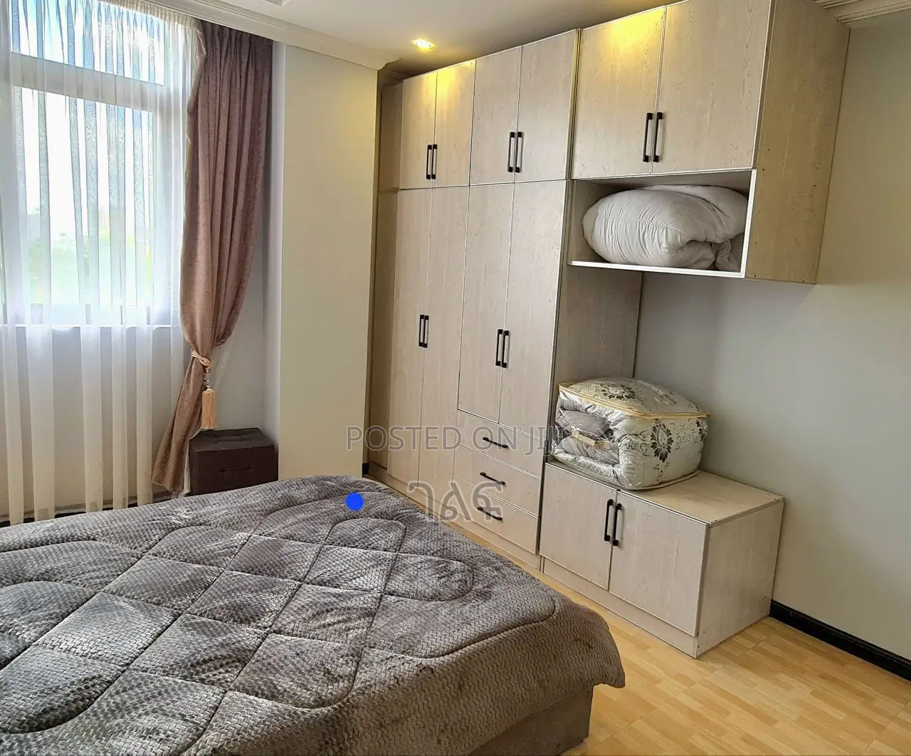 2bdrm Apartment in መሀል 22 ቅንጡ አፓርትመንት, Bole for sale
