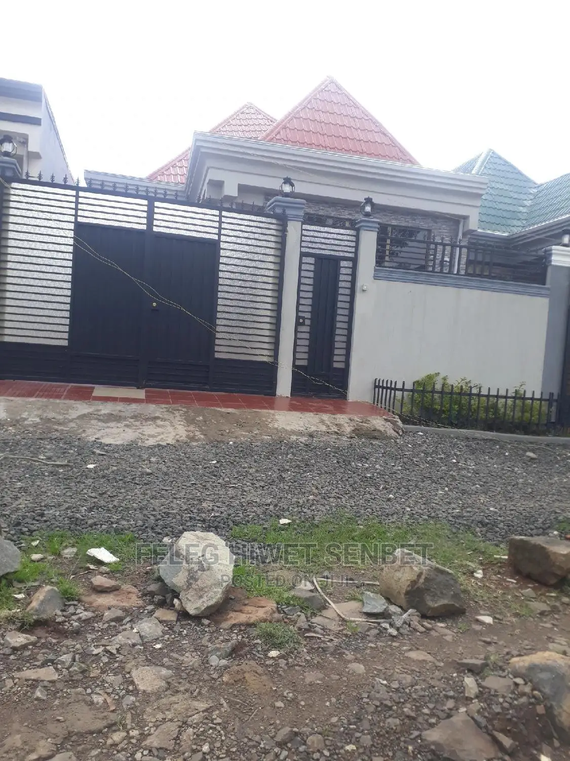 Furnished 5bdrm Villa in Aa, Bole for Sale