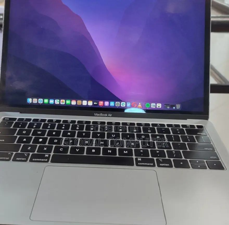 New Laptop Apple MacBook Air 2019 8GB Intel Core I5 SSD 256GB