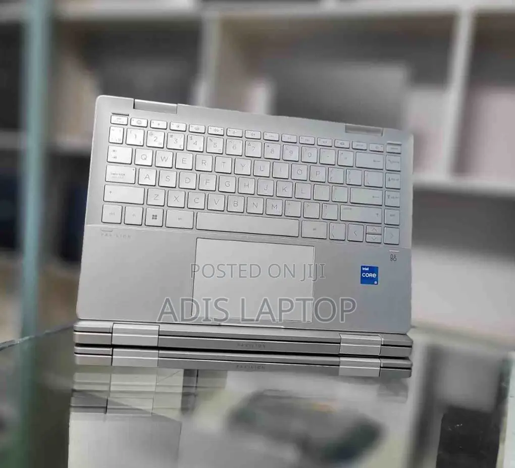 New Laptop HP Pavilion X360 8GB Intel Core I5 SSD 512GB