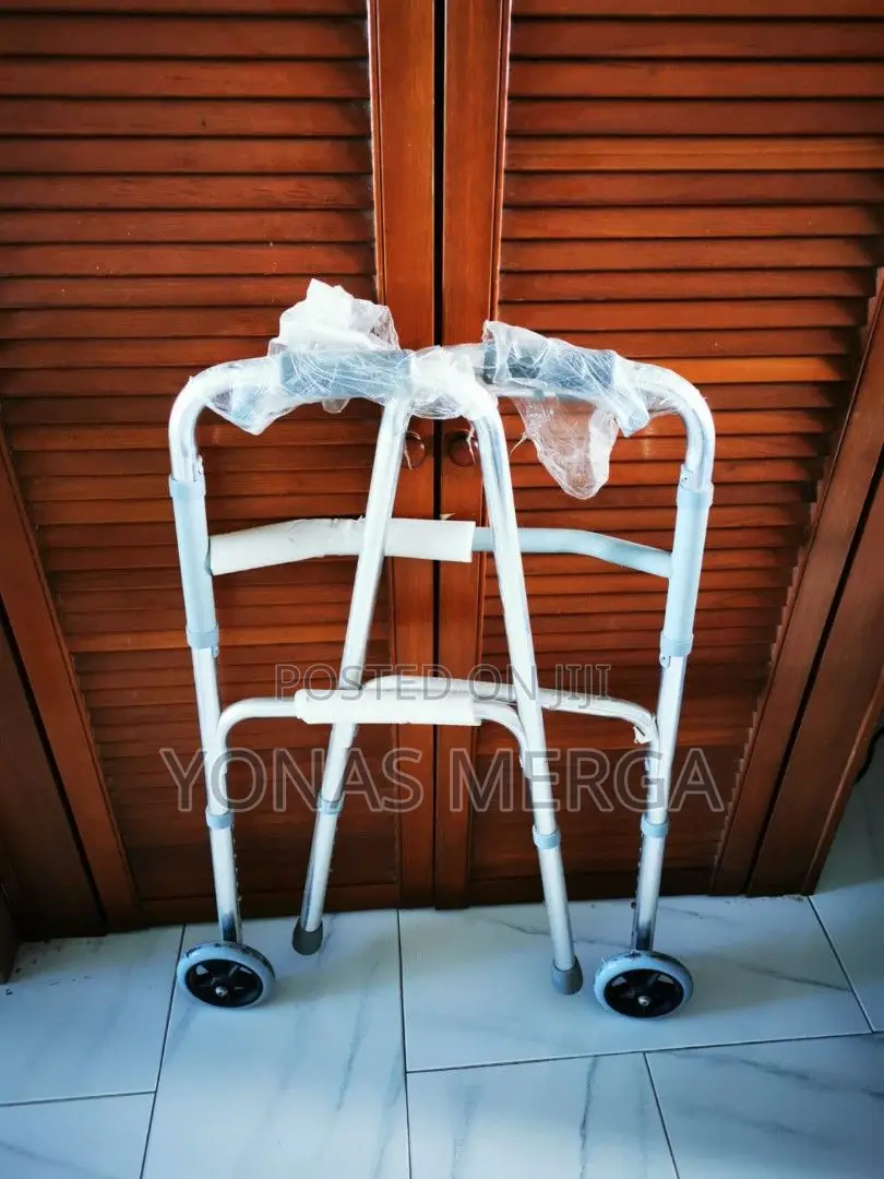 Foldable for Easy Storage咧walker鄤walker门walker召walker召walker
