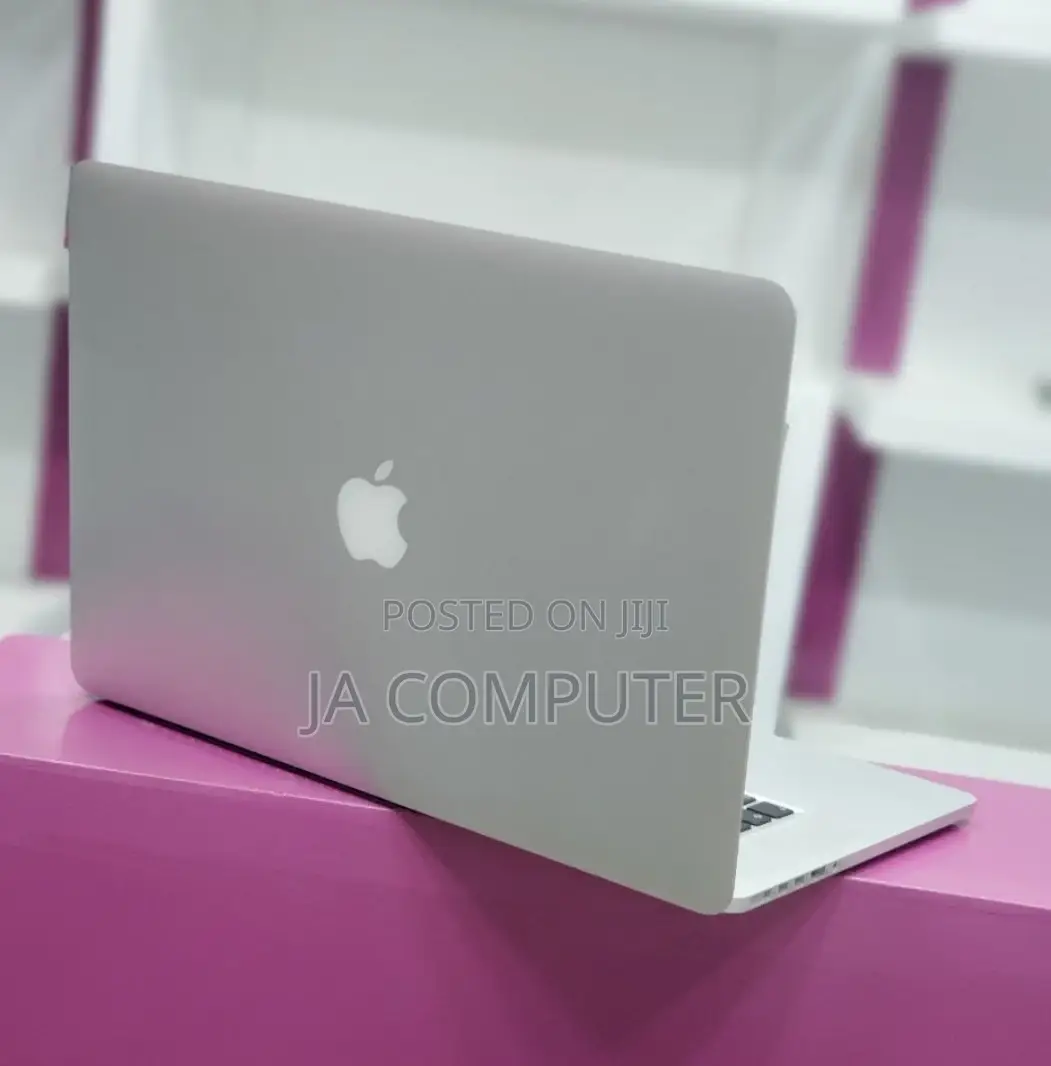 New Laptop Apple MacBook Pro 2015 16GB Intel Core I5 SSD 512GB