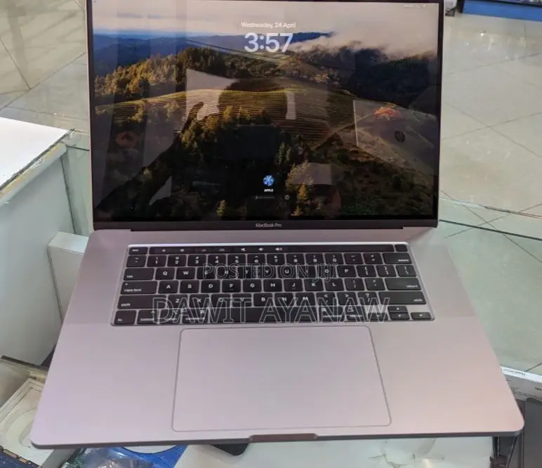 New Laptop 16GB Intel Core I9 SSD 512GB