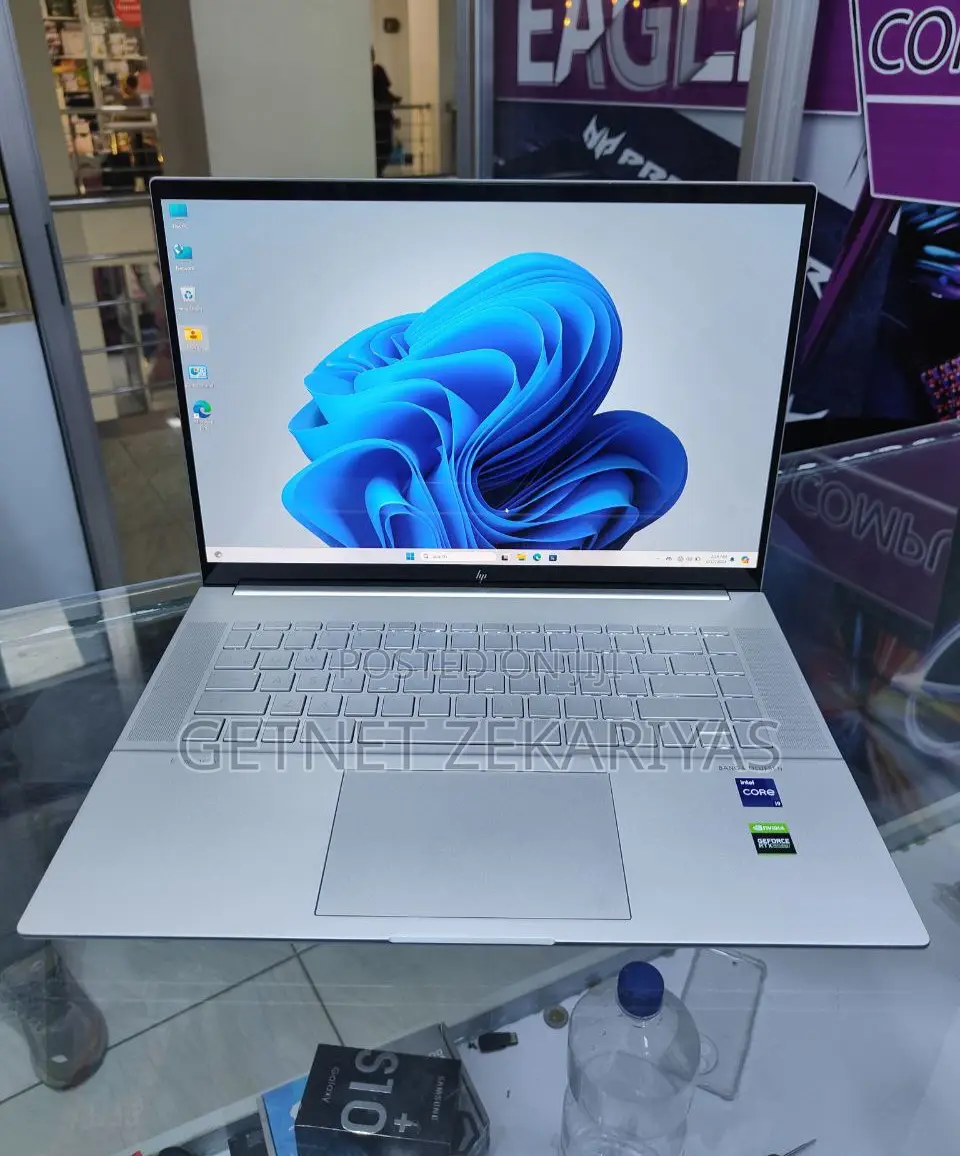 New Laptop HP Envy 15 16GB Intel Core I9 SSD 512GB