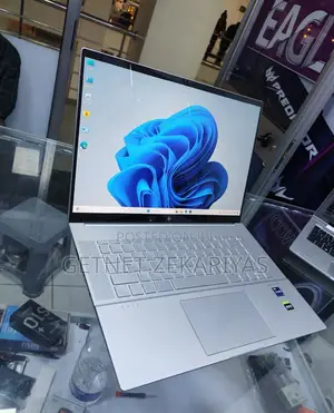 New Laptop HP Envy 15 16GB Intel Core I9 SSD 512GB