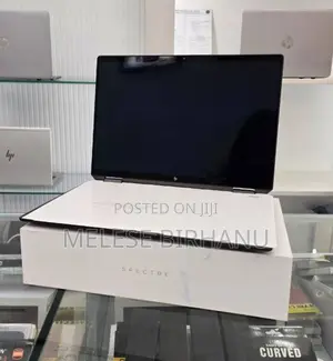 New Laptop HP Spectre X360 16GB Intel Core I7 SSD 1T