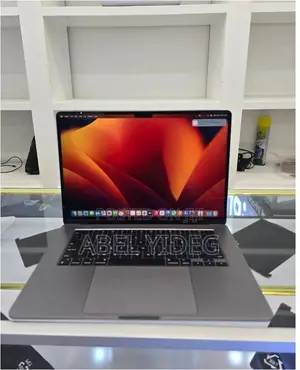 New Laptop Apple MacBook Air 2022 M2 8GB Apple M2 SSD 512GB